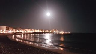 Arinaga Luxury House Beach - 9