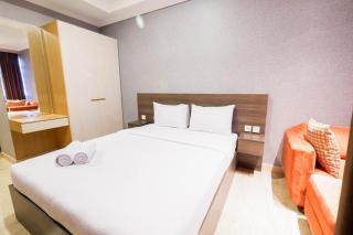 Luxurious Studio Room At Menteng Park Apartment by Travelio - Jakarta - 2