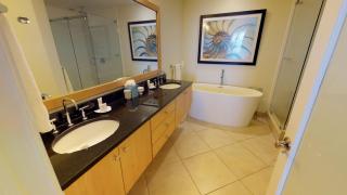 South Bay Beach Club #33 - 3 Bedroom 2 Bathroom Unit - George Town - 4