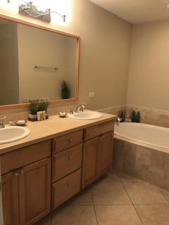 South Bay Beach Club #28 - 3Bedroom 2 Bathroom Unit - George Town - 5