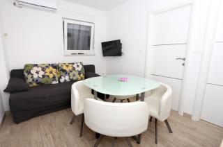 Apartments Dora - Trogir - 3