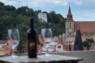 UpperHouse Suites & More - Braşov - 9