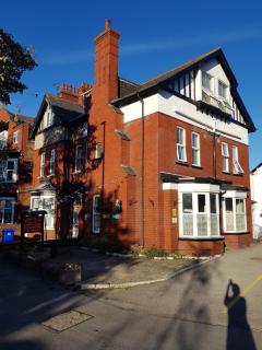 Ivanhoe Guest House - Bridlington - 0