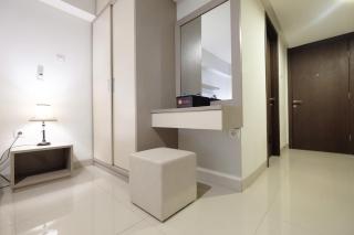Best Price Spacious Studio Apartment at H Residence near MT Haryono By Travelio - Jakarta - 1