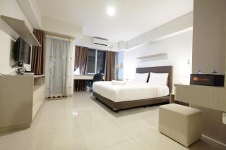 Best Price Spacious Studio Apartment at H Residence near MT Haryono By Travelio - Jakarta - 0
