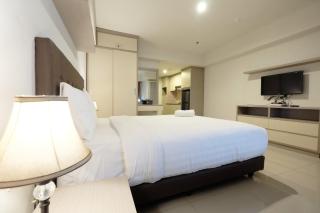 Best Price Spacious Studio Apartment at H Residence near MT Haryono By Travelio - Jakarta - 3