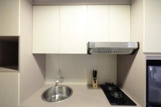 Best Price Minimalist Studio Apartment at The H Residence By Travelio - Jakarta - 2