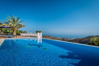 Villa El Ancla - Sayalonga - 4