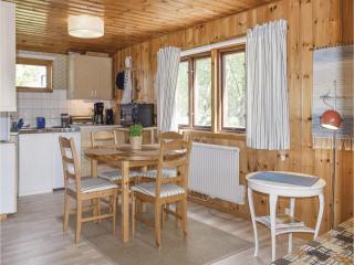 Two-Bedroom Holiday Home In Skummeslov - 5