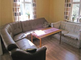 Two-Bedroom Holiday Home In Langaryd - 9