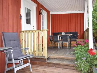 Awesome Home In Löttorp With Kitchen - 3