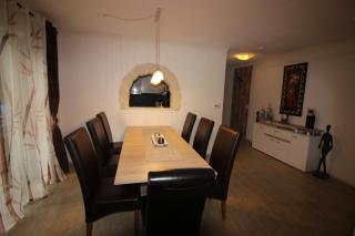 Haus Abbi, Ferienwohnung mit Schwimmbad - 1