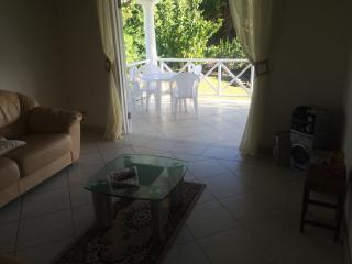 Spacious White House Villa 1 minute to sandy beaches - 6