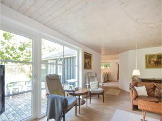 2 Bedroom Cozy Home In Ebeltoft - 1