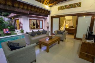 Villa Kamboja Senior - Legian - 2