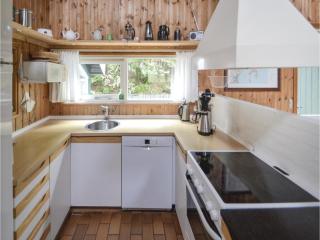 Beautiful Home In Glesborg With Sauna - 6