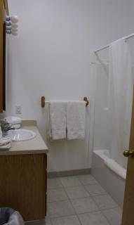 Zion's Most Wanted Hotel - Hildale - 2