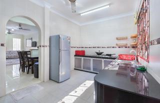 Homestay Rini Zikry - Skudai - 6