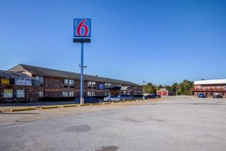 Motel 6-Troy, IL - Troy - 5