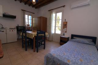 Smaragda Rooms & Studios - Platis Yialos Sifnos - 3