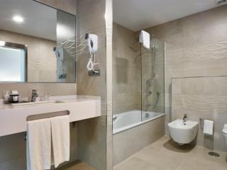 Hotel Maestranza - 9