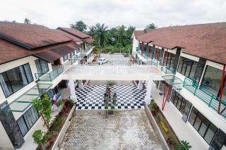 RedDoorz Plus near Kualanamu Airport - Medan - 6