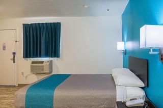 Motel 6-Bay Saint Louis, MS - Bay Saint Louis - 2