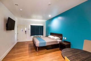 Motel 6-Houston, TX - North - Houston - 5