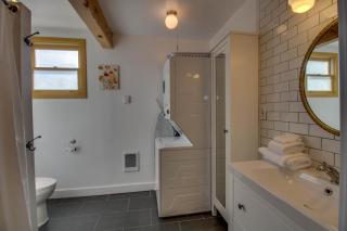Historic Officer's Farmhouse at OLF - Coupeville - 8