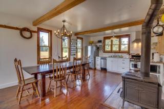 Historic Officer's Farmhouse at OLF - Coupeville - 7