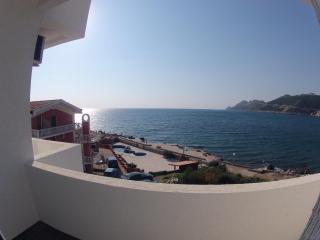 Apartments Atlantis - Dobra Voda - 3