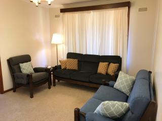 Three Sisters Garden Cottage - Katoomba - 2