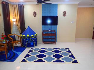 RizQin Homestay Bachok - 1