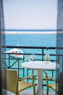 Samaina Port Hotel - 7