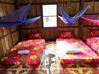 Family Batcave Homestay - Battambang - 8