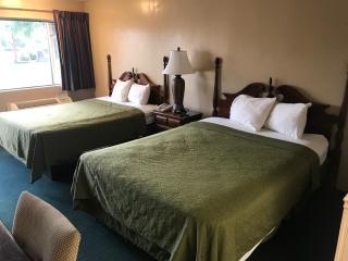 Travelers inn - Bethania Station - 6