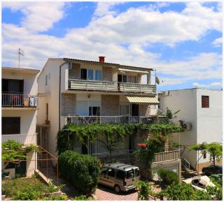 Apartments Buffalo - Primošten - 7