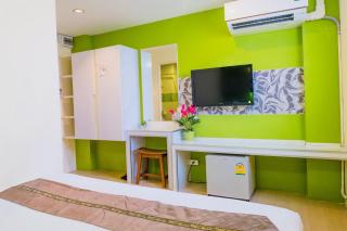 The Konnect Hotel - 9