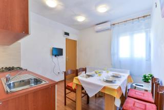 Apartments Citrus - Turanj - 1