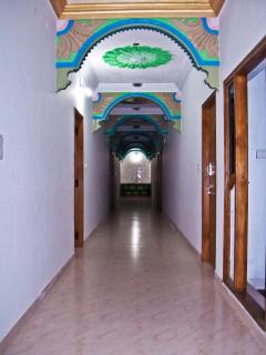 Aruvi Hotel - 3