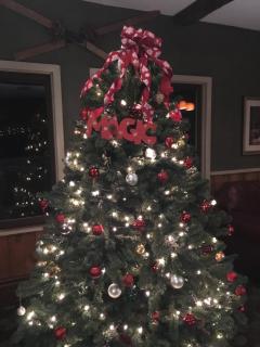 The Upper Pass Lodge - 4