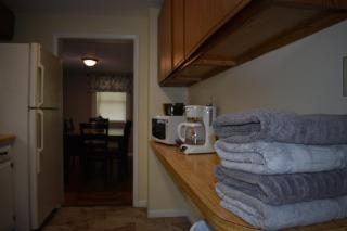 Cozy 2 Bedroom House - 5