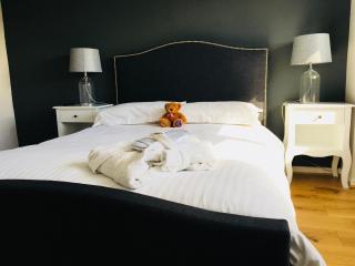 Cambridge Villa - Warwick - 8