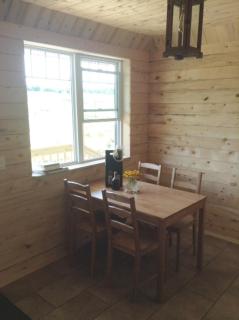Apartment with 2 Bed Roms perfect for 4 Guests! Minimum stay 28 nights - 8