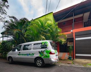 Melrost Airport Bed & Breakfast - Alajuela - 0