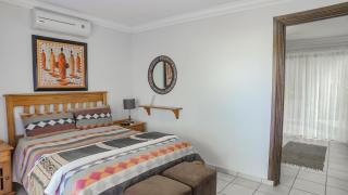 Suzy's Place - Port Edward - 2