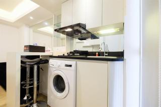 Spacious 2BR Apartment Connected to Mall at Bassura City By Travelio - 7