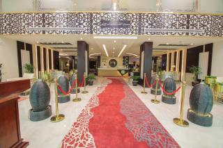 Golden Night Hotel - 9