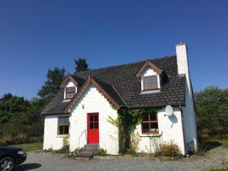 Heatherhill Farm Cottage in Letterfrack beside Connemara National Park - Letterfrack - 5
