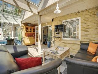 Pet Friendly Home In Blåvand With Wifi - Blåvand - 1